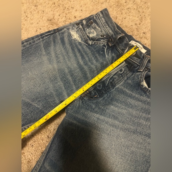 Moussy Vintage Straight Leg Jeans in Mid Blue Distressed Denim - Picture 13 of 16
